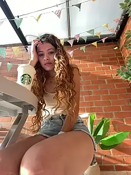Stripchat Sex Cam of alana15