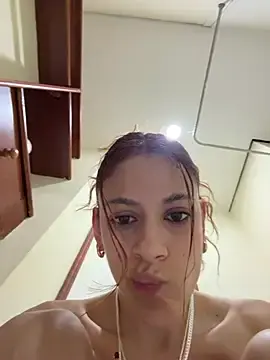 Stripchat Nude Webcam of alana15