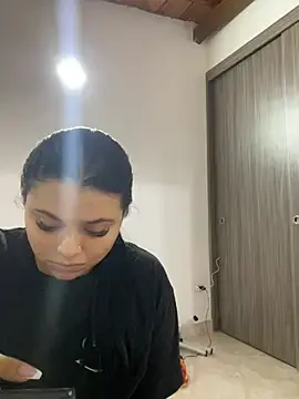 Stripchat Adult Webcams of alissonfernandez_