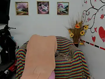 Stripchat Live Sex Cam of lucianabigcockxx