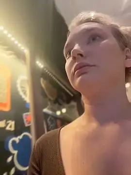 Stripchat Live Sex Cam of AmmyHot