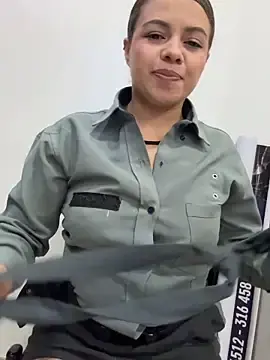 Stripchat Live Sex Cam of Ariana-07