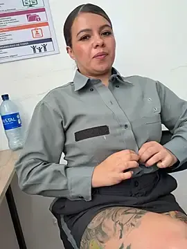 Stripchat Live Sex of Ariana-07