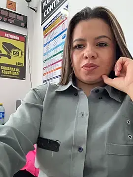 Stripchat Sex Chat of Ariana-07