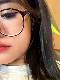 Stripchat Live Sex Cam of Nana_Ninii