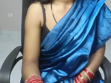 Stripchat Sex Cam of Hot_Bhabhi_1