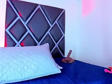 Stripchat Adult Webcams of Jenifer_Gomez