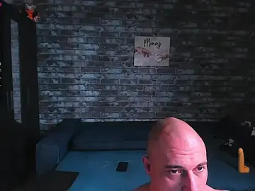 Stripchat Sex Cam of mark_normal
