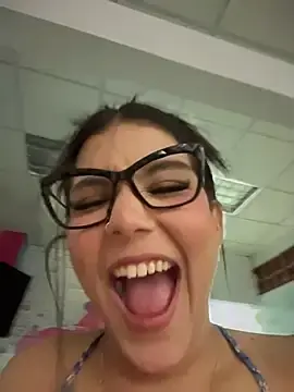 Stripchat Free Live Porn of CherrySmirkXXX