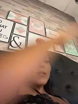 Stripchat Watch Live Sex Cams of CherrySmirkXXX