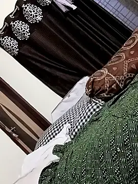 Stripchat Free Porn Cam of Chocolate_stud10