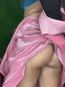 Stripchat Nude Webcam of HOTTY-TINA