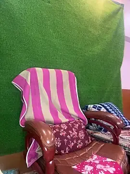 Stripchat Free Porn Cam of HOTTY-TINA