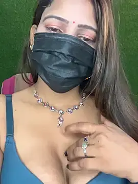 Stripchat Free Porn Cam of HOTTY-TINA