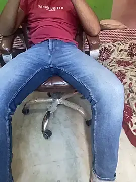 Stripchat Adult Webcam of BIGGGGGBOYYYYY