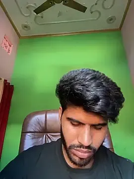 Stripchat Sex Cam of BIGGGGGBOYYYYY