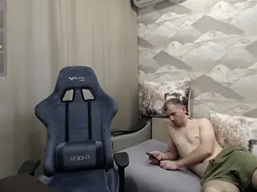 Stripchat Free Porn Cam of SerzhKorol1