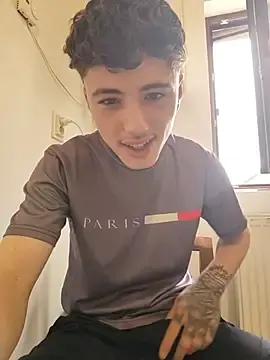 Stripchat Free Porn Cam of denysio89