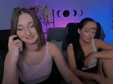 Stripchat Live Sex Cam of eva_smiith_