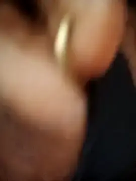 Stripchat Live Porn of Riya_cum66