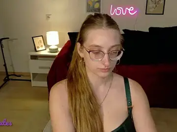 Stripchat Adult Webcams of AliceCutes