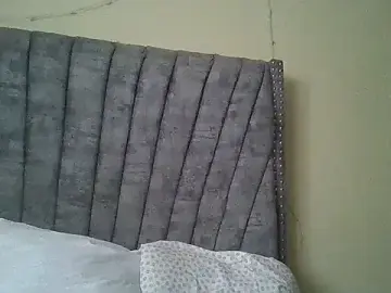 Stripchat Live Sex Cam of Dizzydose