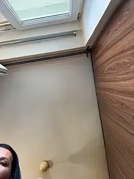 Stripchat Watch Live Sex Cams of Hotmomcheckk_
