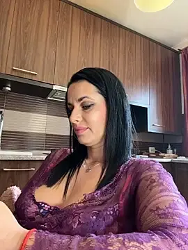 Stripchat Live Porn of Hotmomcheckk_