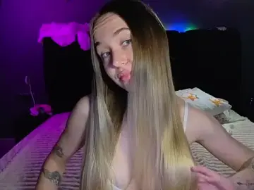 Stripchat Free Porn Cam of SexyCocobutt