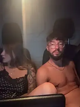 Stripchat Free Porn Cam of duomagique_off