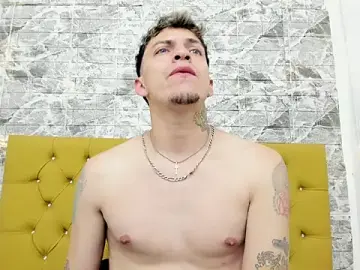 Stripchat Adult Webcam of Max_sstteel