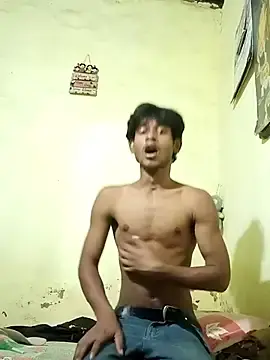 Stripchat Free Porn Cam of YourTeenBoy21