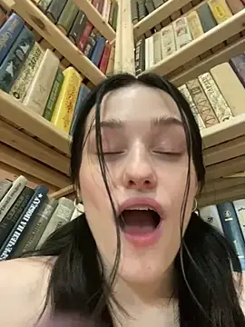 Stripchat Live Porn of Mia_Mia_M