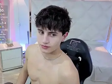 Stripchat Adult Webcams of Kyler_tay