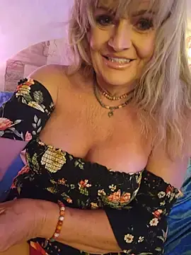 Stripchat Sex Cam of annika_lately