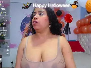 Stripchat Nude Webcam of cristal_horny19