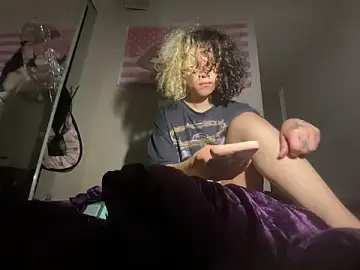 Stripchat Nude Webcam of Creolegirl19