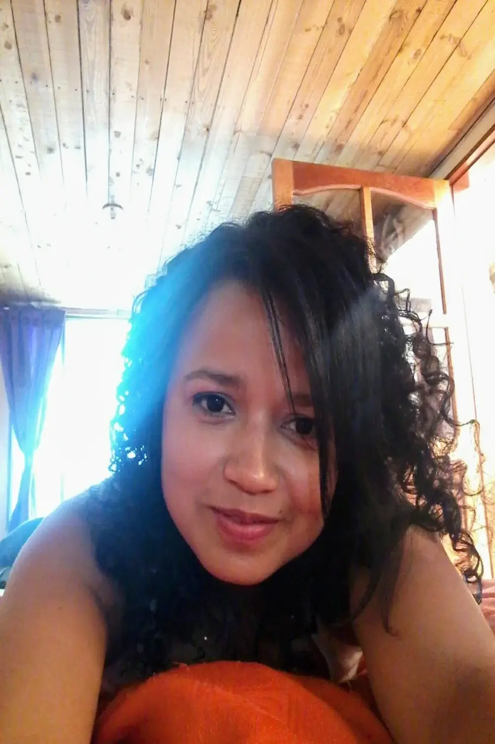 Mia__Bloom__