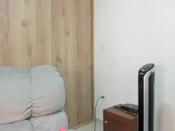 Stripchat Live Porn of xspecialoomx