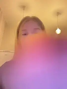 Stripchat Free Porn Cam of Evie_Wayne