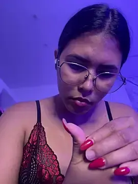 Stripchat Free Live Porn of alysson_18