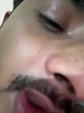 Stripchat Free Porn Cam of brownieboyh9