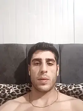 Stripchat Watch Live Sex Cams of arenn1997