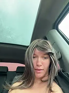 Stripchat Live Sex of girl-Emily