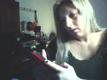 Stripchat Adult Webcam of mica_sweet11