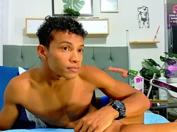 Stripchat Adult Webcam of Ryan_Vergon