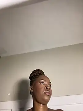 Stripchat Free Live Porn of LuciousLips96