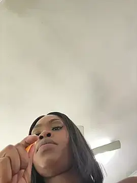 Stripchat Free Porn Cam of LuciousLips96