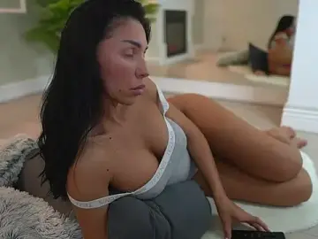 Stripchat Best Webcam of MyaBlack