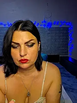 Stripchat Sex Cam of kataleya94